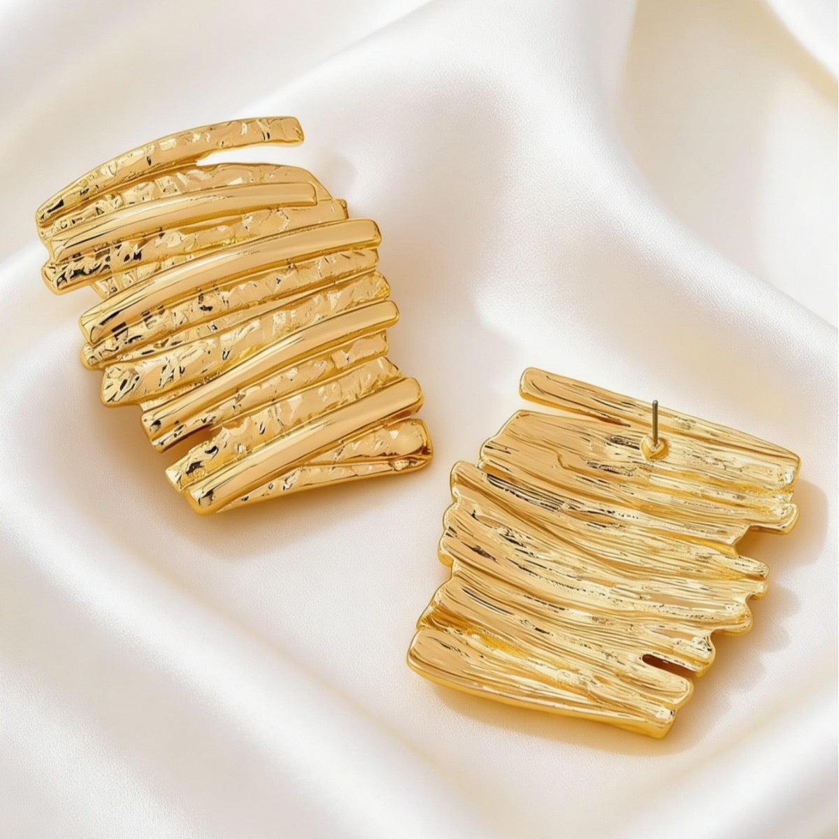 Ribbed Sculptural Stud Earrings