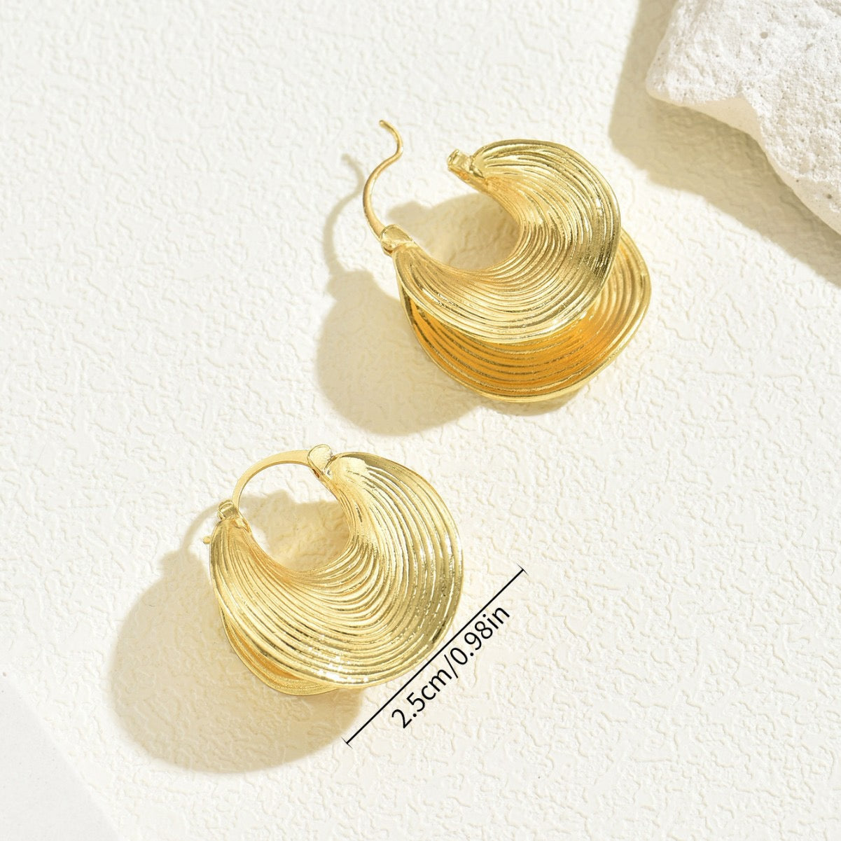 Ribbed Shell Hoop Earrings